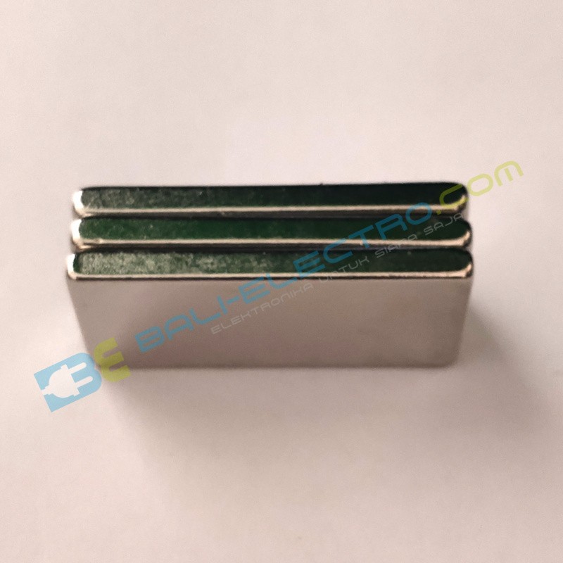 Jual Magnet Neodymium Kotak 30x15x3mm di Denpasar Bali
